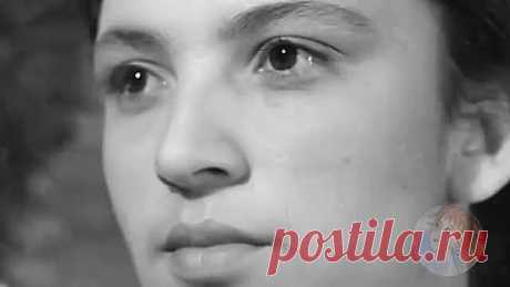 Лирическая песня “Стою под тополем“