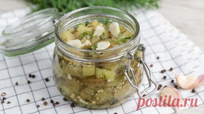Баклажаны как грибы на зиму: самые вкусные рецепты приготовления, рекомендации по закатыванию заготовок и советы опытных домохозяек Ознакомьтесь с самыми популярными рецептами консервации баклажанов как грибов на зиму: с чесноком и уксусом, майонезом, без стерилизации, в мультиварке и др. Узнайте секреты опытных хозяек по закрутке домашних заготовок с баклажанами.