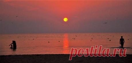 Закат на Азовском море. Крым. Щёлкино.