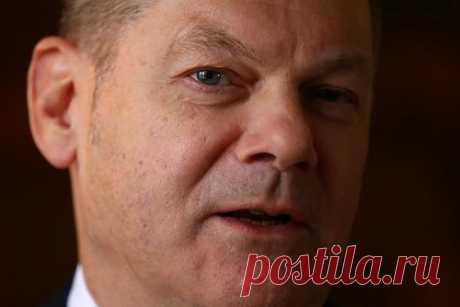 Шольц спрогнозировал длительность конфликта на Украине. Канцлер ФРГ Олаф Шольц предположил, сколько времени продлится конфликт на Украине. «Нам приходится опасаться того, что это продлится еще долгое время, хотя мы, конечно, каждый день желаем, чтобы это было иначе», — подчеркнул он на встрече согражданами в Котбусе, федеральная земля Бранденбург.