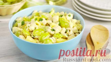 Рецепт: Салат с курицей, консервированными ананасами и виноградом на RussianFood.com