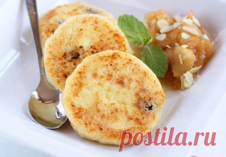 Низкокалорийные сырники с яблоками. Худейте вкусно!