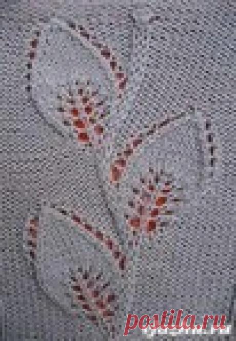 Красивый узор с листьями на ветке!