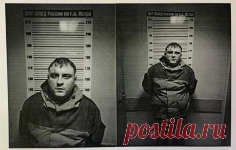 Сбежавшие из изолятора в Истре заключенные использовали гаечный ключ. Пятеро заключенных, сбежавших из изолятора временного содержания (ИВС) в подмосковной Истре, открутили замки дверей камеры предположительно с помощью гаечного ключа.