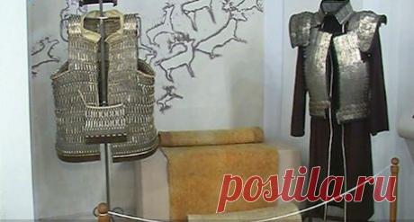 В Улан-Удэ показывают бронзовый клад и оружие принадлежавшее хунну.