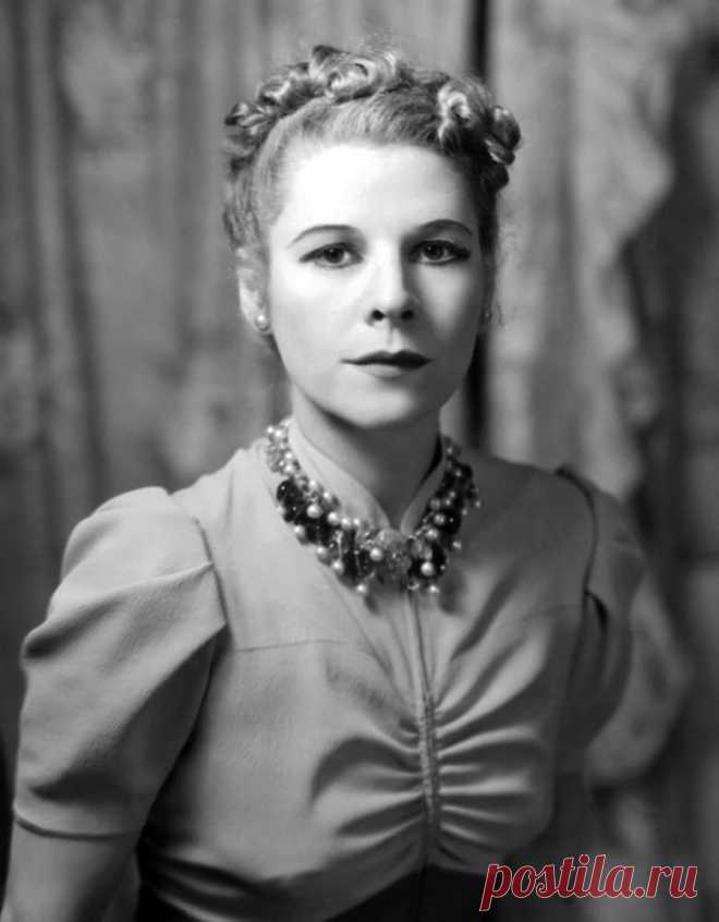 Рут Гордон (Ruth Gordon)
- 30 октября, 1896 • 28 августа 1985