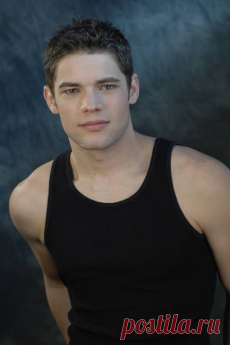Джереми Джордан (Jeremy Jordan)
