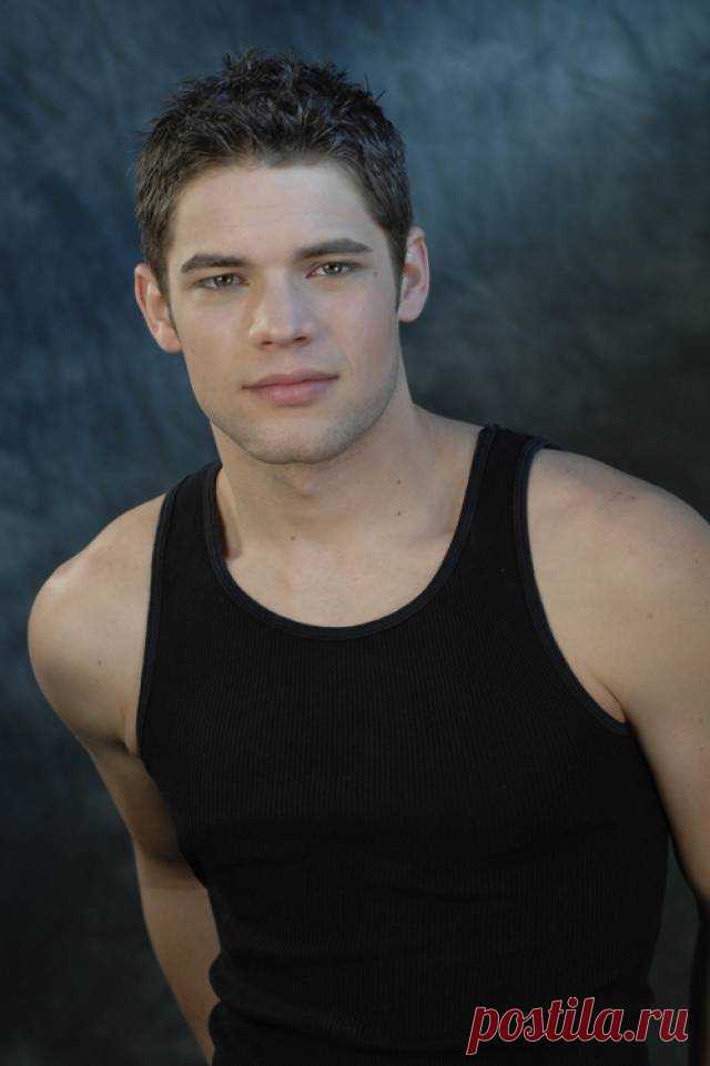 Джереми Джордан (Jeremy Jordan)