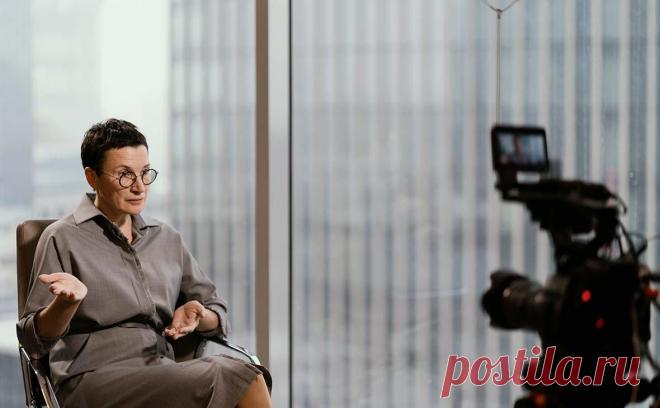 Глава Росбанка — РБК: «Мы говорили о страшном, и нам уже не так страшно». Наталья Воеводина, возглавившая Росбанк в октябре, рассказала РБК, что изменилось в организации после сделки с Владимиром Потаниным, почему не чувствует себя Валентиной Терешковой и что общего у банка с кораблем Тесея