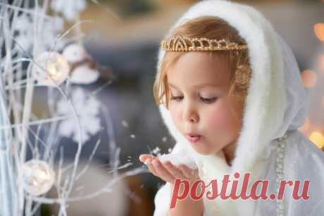 Доброе утро! 
Живи без зависти, ибо она крадет у тебя удачу!
Живи без ненависти, ибо она забирает твое здоровье!
Живи без злобы, ибо она приближает твою старость!
Так будьте же всегда удачливыми, здоровыми и молодыми!