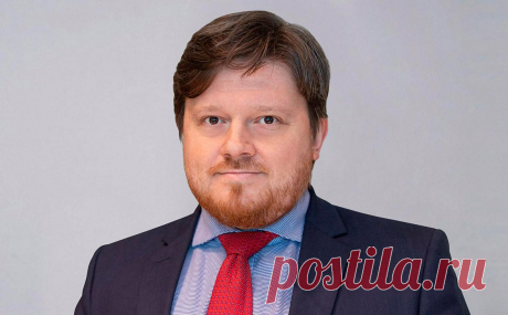 В Минэкономразвития назначили временного куратора туризма. Временным куратором туристической отрасли в Минэкономразвития после упразднения Ростуризма станет действующий замминистра Дмитрий Вахруков, отвечающий за региональную политику. Экс-глава Ростуризма Догузова пока не дала ответ