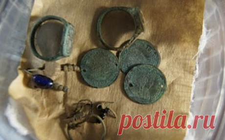 Археологи откопали на Ямале жетоны французского короля Людвига 14-го