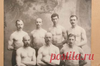 Впервые с 1555 года ученые вскрыли гроб Христа. Вот что они там нашли…
Буквально на днях произошло событие, которое заставило трепетать сердца сотен миллионов людей по всему свету. Для некоторых оно может показаться незначительным, но поверь — это далеко не заурядная тема. Речь идет о христианской вере и Сыне божьем, который принял смерть во искупление грехов человеческих. Итак, в Иерусалиме археологи сняли мраморную плиту с погребального Ложа Христа […]
Читай дальше на сайте. Жми подробнее ➡