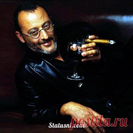 За здоровье не пьют, за него молятся. За счастье не пьют, 
за него борются. За любовь не пьют, ей занимаются. 
А пьют за мечты, которые сбываются..