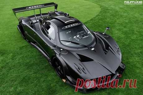 Pagani Zonda R