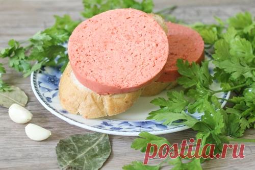 Домашняя вареная колбаса - вкусная, полностью натуральная и вдвое