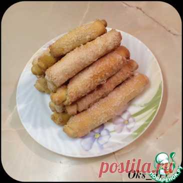 Печенье из дрожжевого теста «Сахарные трубочки». Для начинки можно использовать мак, корицу, сахар, повидло или другую начинку по вашему вкусу. Печенье получается очень вкусным, ароматным, с хрустящей корочкой, но мягким внутри. Оторваться просто невозможно!