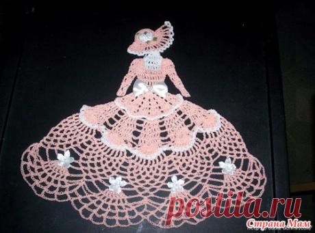 Вязаные дамочки - мотивы 
 Вязаные мотивы - фигура девушки. Идеи и схемы.С помощью этих фигурок девушек, можно украсить одежду, скатерть или наволочку на подушке, а так же составить из таких мотивов - красивую салфетку.





…