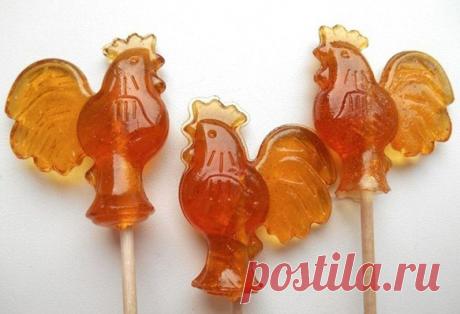 Деликатесы, которые так любили в СССР, сейчас могут показаться странными, но их вкус невозможно забыть.