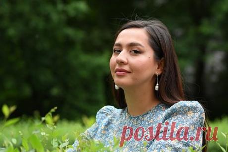 Певица Манижа родила первенца. 32-летняя российская певица Манижа Сангин сообщила о том, что родила первенца. Исполнительница опубликовала кадры, снятые во время родов, а также сообщила о том, что родила дочь по имени Оливия. На фотографиях был запечатлен и супруг артистки, российский режиссер Ладо Кватания.