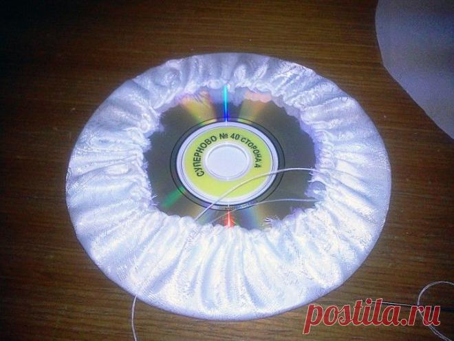 МК Игольница из старых CD дисков