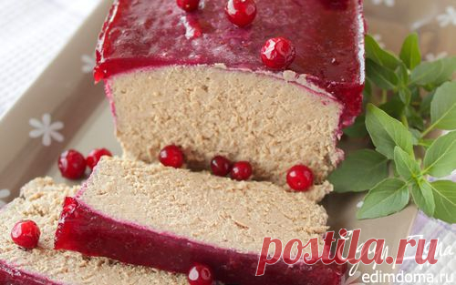 Патэ печеночно-куриное с брусникой | Кулинарные рецепты от «Едим дома!»