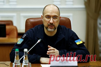 Украина получит 1,5 миллиарда долларов от Всемирного банка. Премьер-министр Украины Денис Шмыгаль сообщил, что Киев получит ссуду в размере 1,5 миллиарда долларов от Всемирного банка. По его словам, Киев направит эти средства на укрепление социальной защиты населения, оказание помощи людям, пострадавшим от военных действий, и на восстановление экономики.