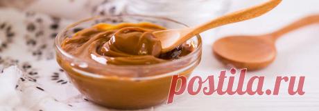 Домашняя вареная сгущенка из молока • Рецепт Очень нежная и густая домашняя вареная сгущенка из молока и сахара со вкусом детства.
