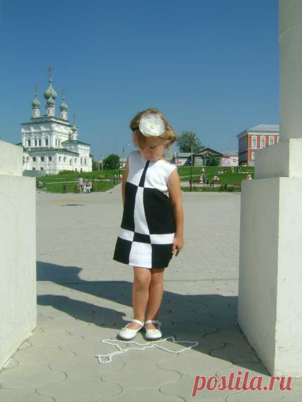 Сарафан спицами Эйфелева башня