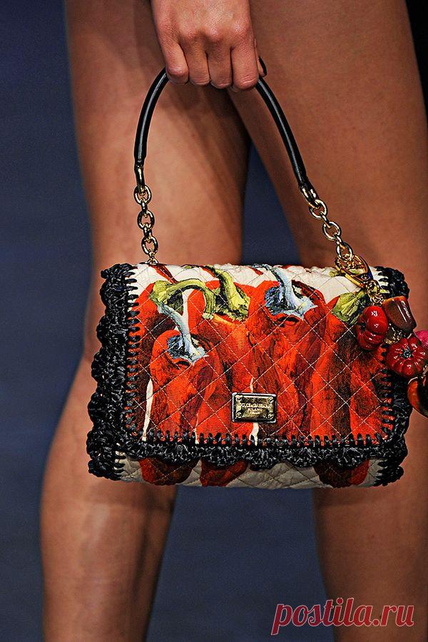 Сумочки, связанные крючком, от Dolce Gabbana — Рукоделие