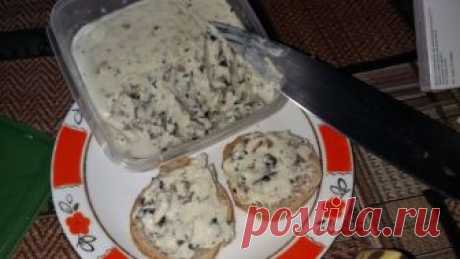 Подруга угостила домашним сыром — Хохланд отдыхает 


Очень вкусно и полезно!









Ингредиенты:
творог (лучше домашнего) — 250 гр,сметана (лучше домашняя) — 2 ст.л.,яйцо — 1 штука,соль — 0,5 ч.л.,сода на кончике ножа.Добавки по вкусу — обжаренные …
