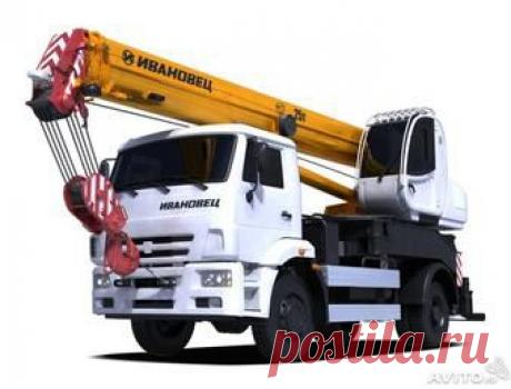 Легкий автокран "Ивановец" КС-55744 на шасси КАМАЗ