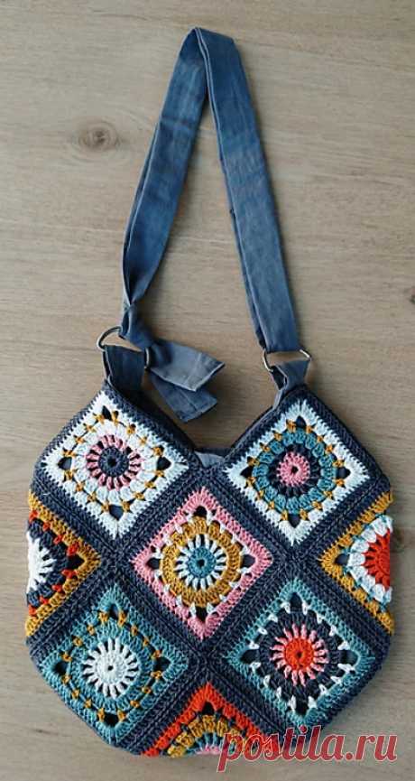 Boho Granny Square Bag 001 - crocheted by Anne