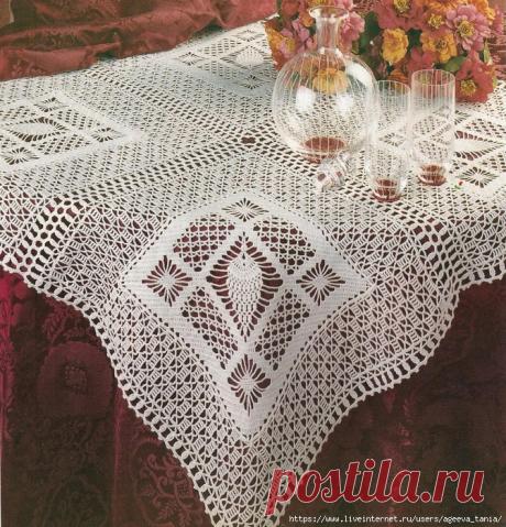 Скатерть из четырёх мотивов крючком.