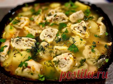 СУП с ЧЕСНОЧНЫМИ ГАЛУШКАМИ! ВАРЮ ЧАСТО, просят снова и снова
Ссылка на видео:
https://youtu.be/FpLnXuebUXo

Этот рецепт супа по праву считается одним из самых вкусных! Готовится очень быстро и просто, а если приготовите галушки с начинкой, то это будет вкусно вдвойне!