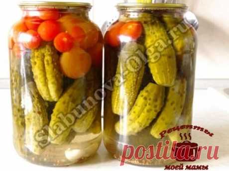 Маринованные овощи, огурцы с помидорами Дорогие читатели! Не проходите мимо, отличный рецепт заготовки на зиму!!! Маринованные овощи, огурцы с помидорами. Отличное сочетание овощей и специй дает отличный результат. ИНГРЕДИЕНТЫ: на 1,5 литровую банку огурцы помидоры 2 зубка чеснока 3-4 горошины черного перца 3-4 горошины белого перца 1 ч. ложку зерен горчицы ½ ч. ложки кориандра Для маринада : 1,5 ст. …