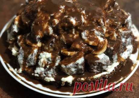 Торт «графские развалины»

Ингредиенты
Шоколадный бисквит
6 шт яиц
2 ст Сахар (1 ст 200 гр)
1/3 ч л Сода
4 ст л Какао-порошок
1/2 ст л Сок лимонный
2 ст Мука
Крем
500 гр Сметана 30%
1 ст Сахар
пакетик Ванилин
Глазурь
50 гр Шоколад Горький
30 гр Масло
Начинка
Апельсин(мандарин)
Банан
Грецкие орехи

Как приготовить

Отделить белки от желтков. (Яйца комнатной температуры) белки взбить в крепкую пену (10 мин), затем продолжая взбивать, небольшими порциями ввести сахар и желтки...