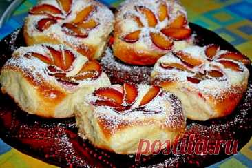 Ватрушки с творогом и яблоками (сливами, ягодами) — Домашняя кулинария