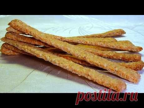 Овсяные палочки с сыром - простой рецепт солёного печенья Эти хрустящие палочки настолько хороши на вкус, что поверить в то, что они из овсянки - сложно. Хотя на самом деле так и есть. Овсяные хлопья, сливочное масл...