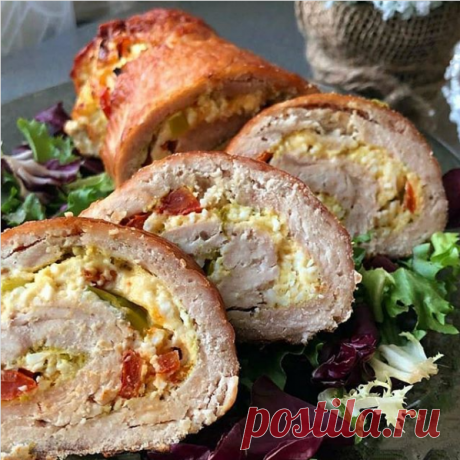 Вкусный куриный рулет.