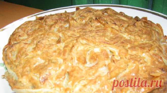 Луковая шарлотка