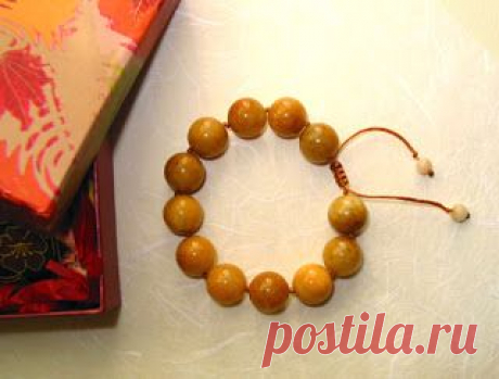 RJ Design Hut: Tutorial: How to Make a Chinese Jade/Stone Bracelet with a Sliding Extender - It's so easy! (Part 1)