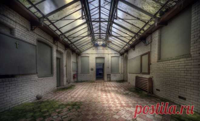 Abandoned school NS | Flickr - Photo Sharing!