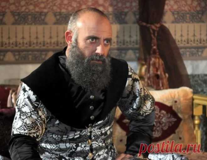 Халит Эргенч рассказал, каким султан Сулейман был в реальной жизни Последние новости шоу-бизнеса России и мира, биографии звезд, гороскопы - Вешкаймские вести