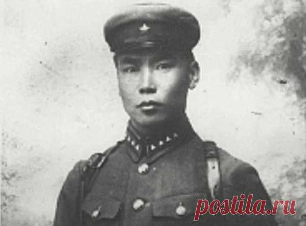 Буряты были одними из первых, кто оказал сопротивление гитлеровцам. Об их подвиге даже сложена песня о защитниках Бреста: Расскажут лишь камни об этих боях, Как насмерть герои стояли. Здесь русский, бурят, армянин и казах За Родину жизнь отдавали.