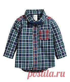 H & M - Мода и качество по лучшей цене | H & M DE
С длинным рукавом хлопчатобумажную рубашку с нагрудным карманом и контрастность цвета арматуры на локтях. Передняя и застегнул на манжетах. Для связанного съемных лету с регулируемым упругой закрытия и шею. 100% хлопок. Машинная стирка при 40 ˚.