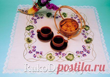 Салфетка с вышитыми гладью подснежниками :: Салфетки :: Вышивка гладью/Napkins with a satin stitch embroidery :: RukoDelie.by