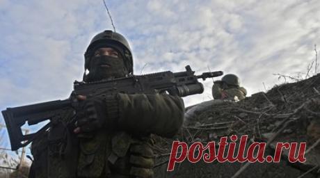 «В результате активных действий подразделений группировки «Центр»: российские войска освободили Калиново в ДНР. Российские войска освободили населённый пункт Калиново в ДНР, сообщается в ежедневной сводке Минобороны РФ. Также поражены цеха противника по производству компонентов для оперативно-тактических ракет «Гром-2» и реактивных БПЛА. Уничтожены склады иностранного ракетно-артиллерийского вооружения, узел спутниковой телекоммуникационной связи ВСУ и инфраструктура военного аэродрома.…