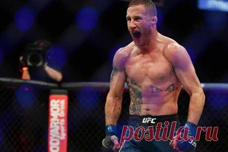 Гейджи возмутился ростом Махачева в рейтинге UFC. Американский боец смешанного стиля (MMA) Джастин Гейджи поделился мнением относительно развитием карьеры Ислама Махачева в Абсолютном бойцовском чемпионате (UFC). «Парень взлетел на 12-е место, потом на пятое, побив чувака, который занимал 14-е место в рейтинге.... Странно видеть такой рост», — возмутился американец.