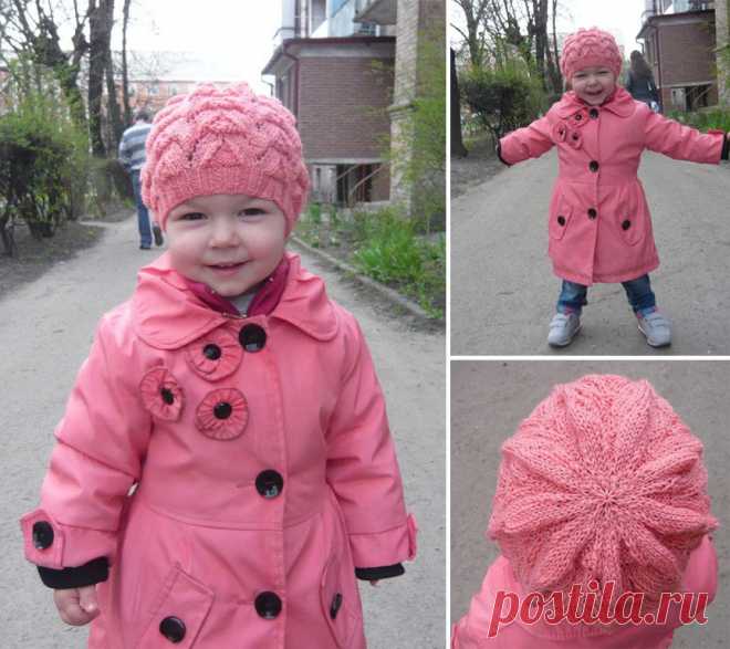 Берет девочке
Описание: Схема: http://prjaga.ru/vyazanie-dlya-zhenshchin/shapka-beret/vyazanyj-beret-spitsami-s-ob-jomnym-tsvetkom